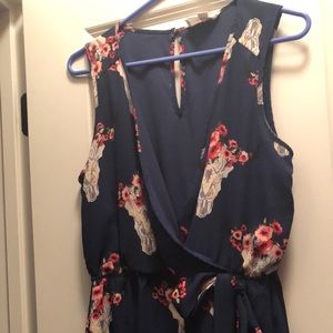 EUC Peach love Cali bull romper